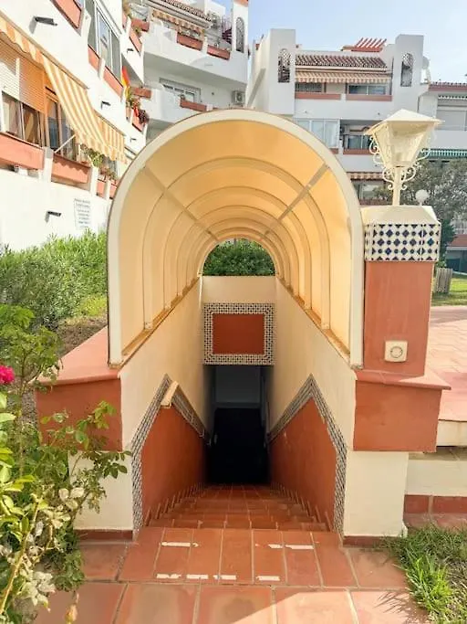 Apartment One Bed Apt, Terrace, Sea And Pool View, Walk To Beach Torremolinos