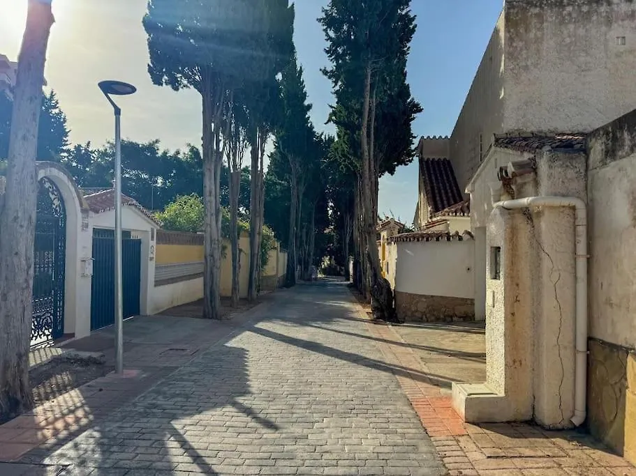 One Bed Apt, Terrace, Sea And Pool View, Walk To Beach Torremolinos