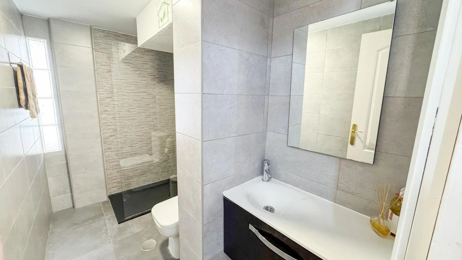Apartment One Bed Apt, Terrace, Sea And Pool View, Walk To Beach Torremolinos