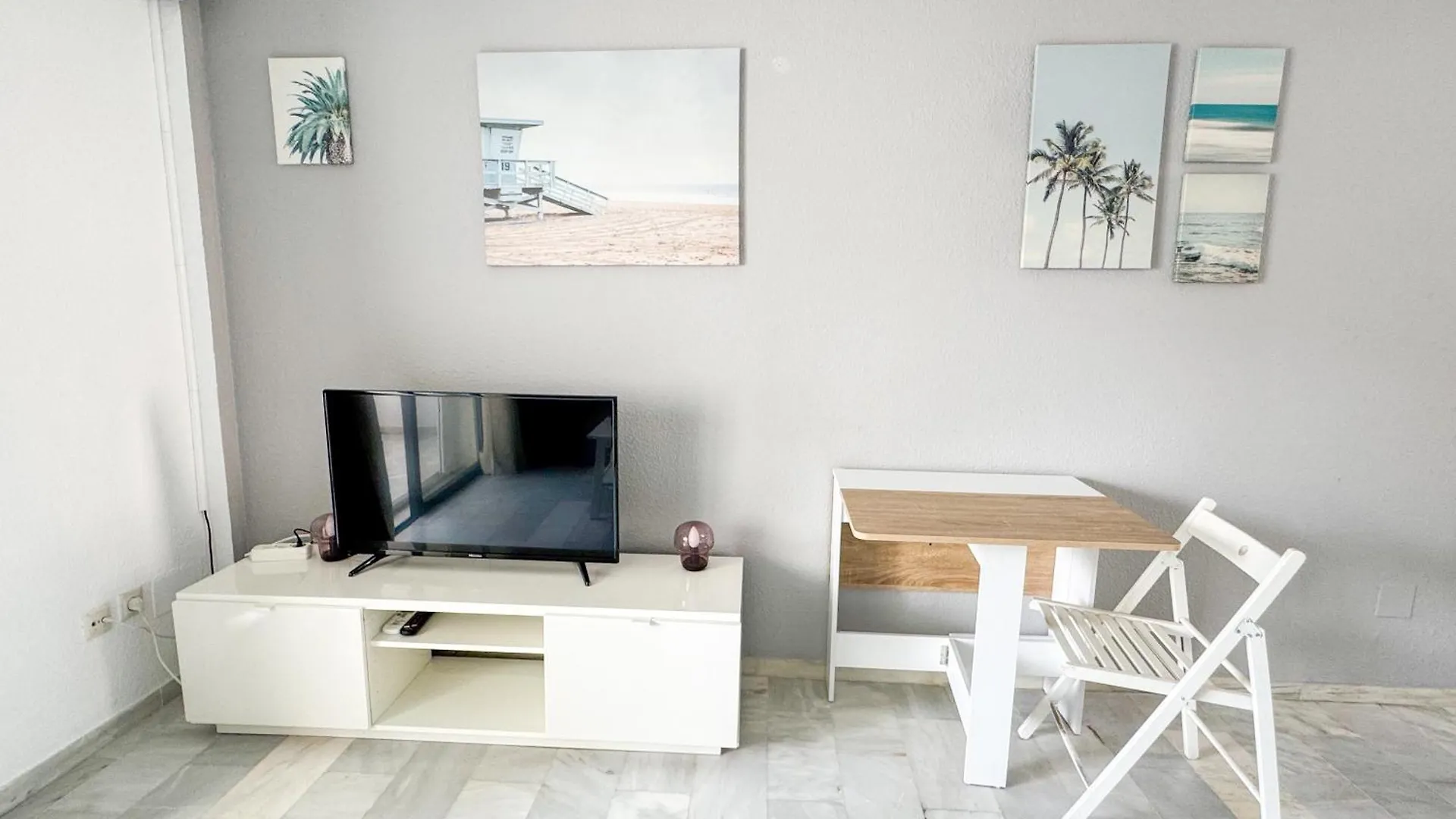 One Bed Apt, Terrace, Sea And Pool View, Walk To Beach Torremolinos 0*,
